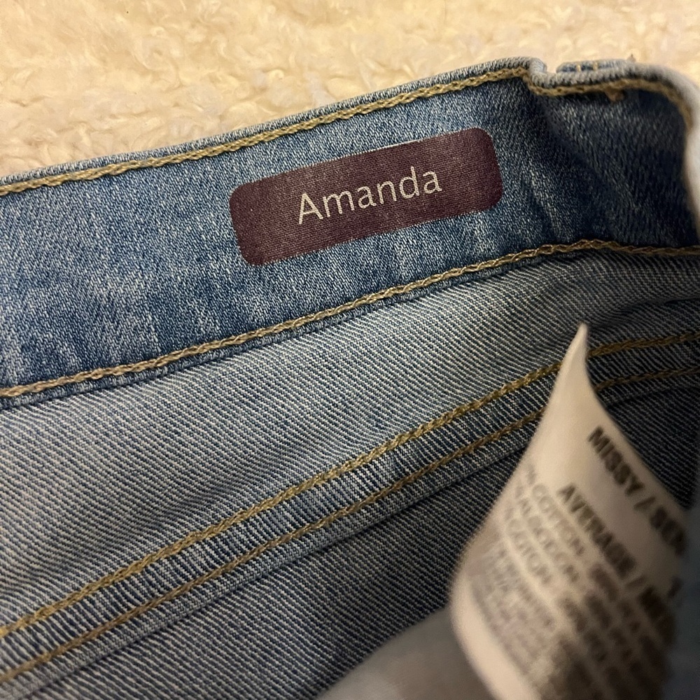 Gloria Vanderbilt ‘Amanda’ Jean - Picture 5 of 9